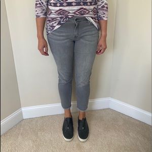 🛍🛍 4/20 Sale! Calvin Klein / Gray/ Size 12/ Ankle Skinny/ Frayed